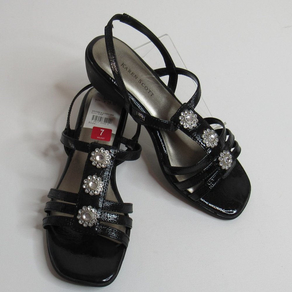 Karen Scott Davie Wedge T-strap Slingback Sandals